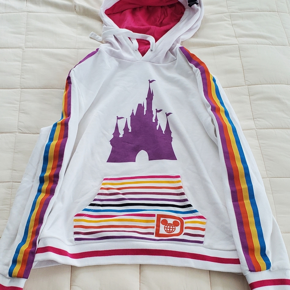 Disney sweatshirt women's xl runs small